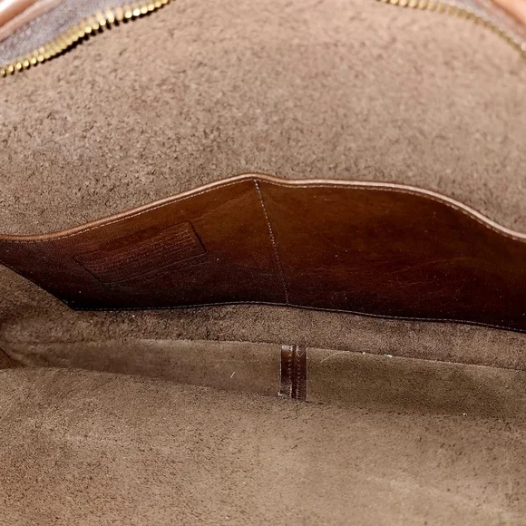 Coach Embassy Vintage Briefcase#5282. - Picture 15 of 17
